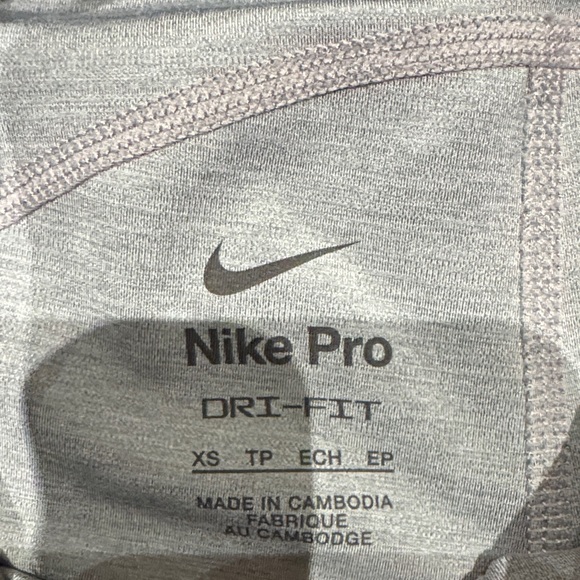 Nike Pro - Black and Gray logo Athletic Spandex Shorts (Brand New) -XS - Picture 2 of 11
